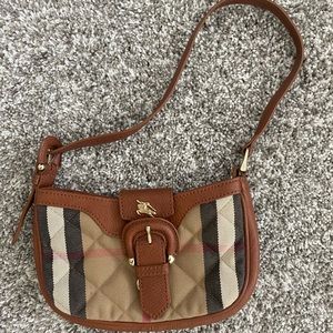 Shoulder strap Burberry purse